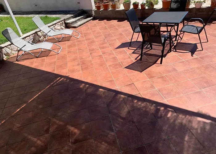 Pensión Libertas 3*