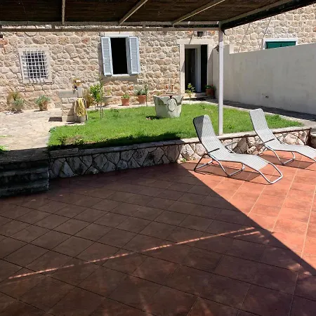 Libertas Casa de hóspedes 3*